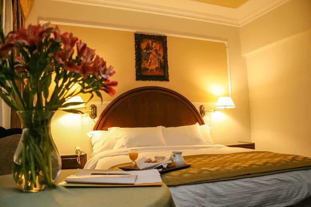 Hotel Coloso Potosí Værelse billede